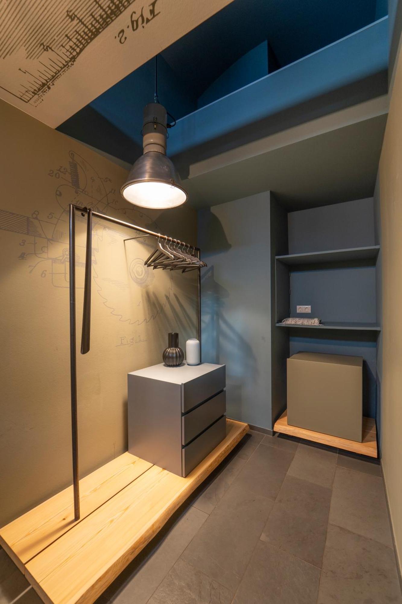 Apartment Awerner Belvedere - Der Tischler *